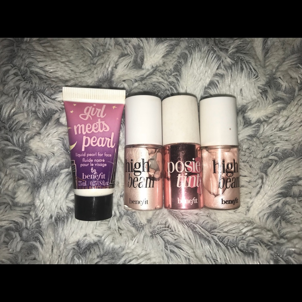 Benefit highlighter quad